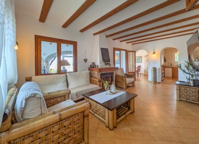 Chalet de 4 habitaciones en La Pedrera - Vessanes, Dénia en venta con piscina - 565.000 € (Ref: 9827496)