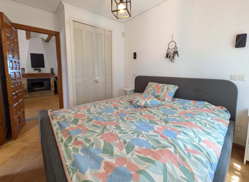 Chalet de 4 habitaciones en Dénia en venta con piscina - 565.000 € (Ref: 9827496)