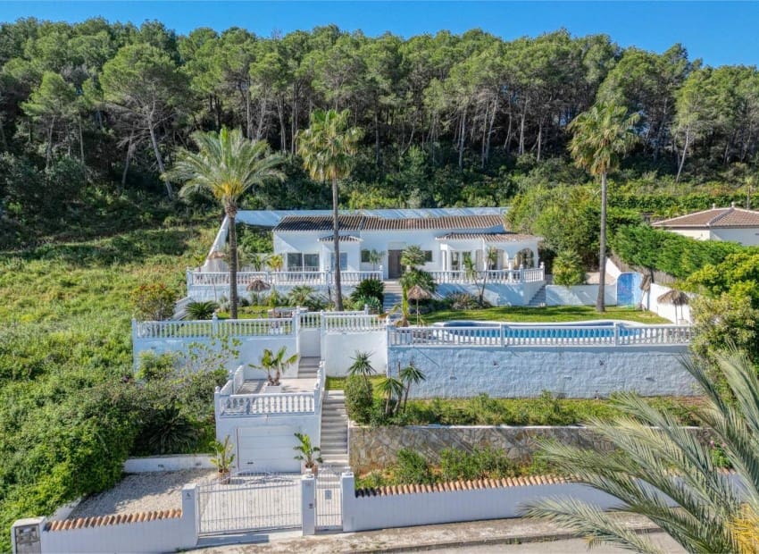 3 sypialnia Willa na sprzedaż w Javea / Xabia z basenem - 995 000 € (Ref: 9827497)
