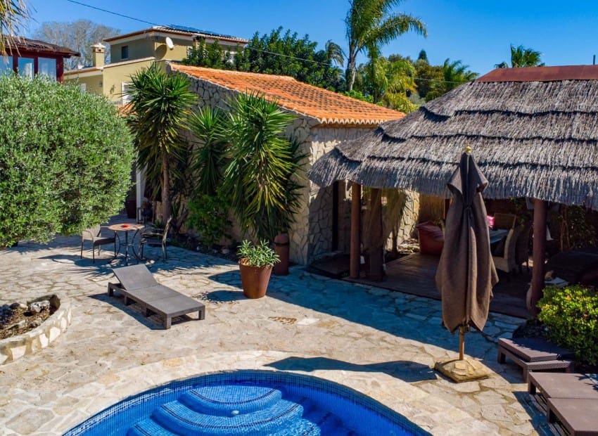 4 quarto Moradia para venda em Javea / Xabia com piscina - 895 000 € (Ref: 9834018)