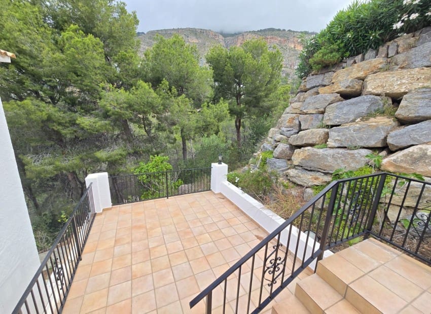 3 bedroom Villa for sale in Altea la Vella with pool - € 545,000 (Ref: 9841091)