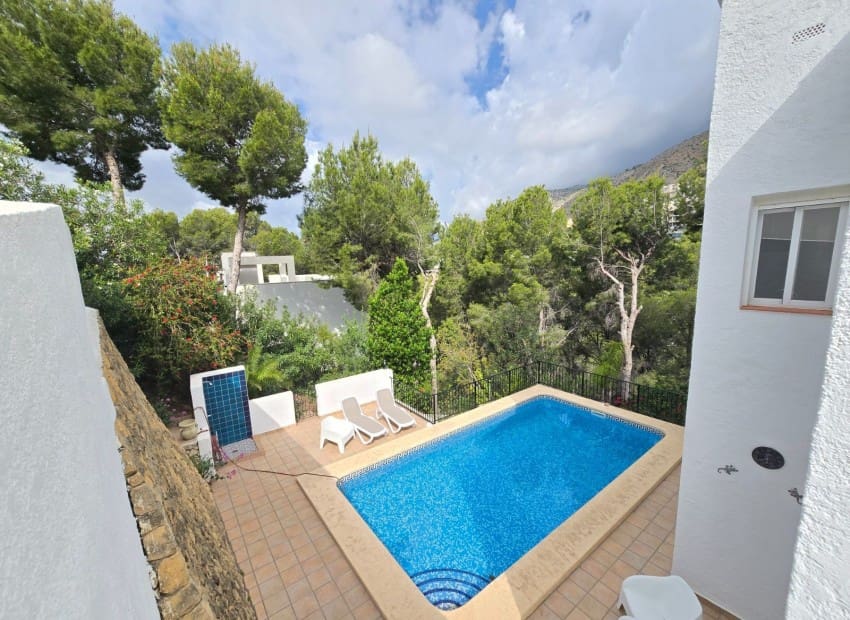 3 bedroom Villa for sale in Altea la Vella with pool - € 545,000 (Ref: 9841091)