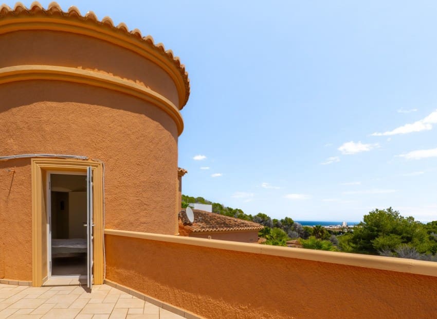 Chalet de 3 habitaciones en Javea / Xàbia en venta con piscina - 750.000 € (Ref: 9841704)