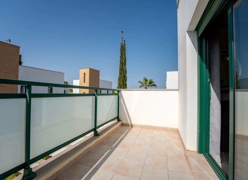 Chalet de 3 habitaciones en Ciudad Quesada en venta con piscina garaje - 330.000 € (Ref: 9844371)