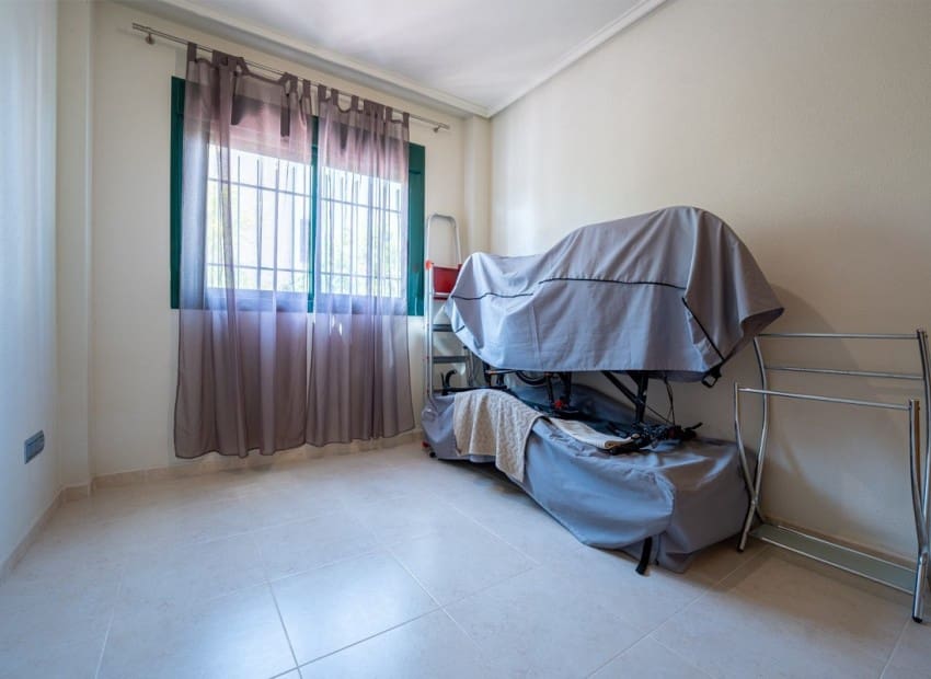 Chalet de 3 habitaciones en Ciudad Quesada en venta con piscina garaje - 330.000 € (Ref: 9844371)
