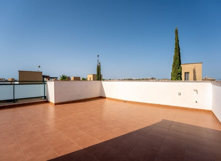 Chalet de 3 habitaciones en Ciudad Quesada en venta con piscina garaje - 330.000 € (Ref: 9844371)