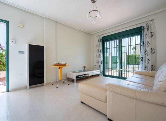 Chalet de 3 habitaciones en Ciudad Quesada, Rojales en venta con piscina garaje - 330.000 € (Ref: 9844371)