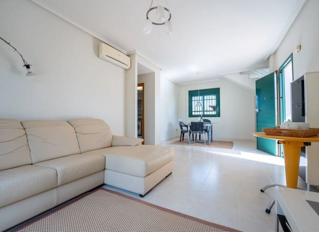 Chalet de 3 habitaciones en Ciudad Quesada, Rojales en venta con piscina garaje - 330.000 € (Ref: 9844371)