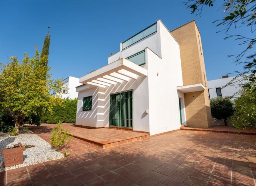 Chalet de 3 habitaciones en Ciudad Quesada en venta con piscina garaje - 330.000 € (Ref: 9844371)