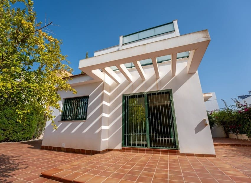 Chalet de 3 habitaciones en Ciudad Quesada en venta con piscina garaje - 330.000 € (Ref: 9844371)