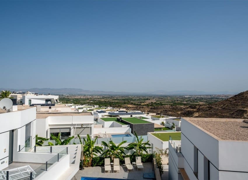 Chalet de 3 habitaciones en Ciudad Quesada en venta con piscina garaje - 330.000 € (Ref: 9844371)