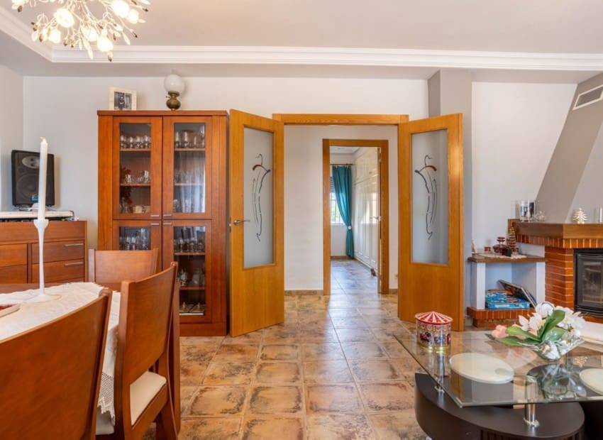 5 soveværelse Villa til salg i Elche / Elx med swimmingpool garage - € 510.000 (Ref: 9850335)