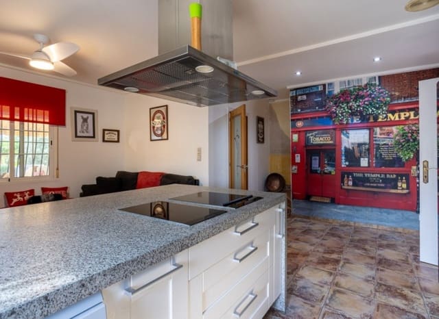 5 soveværelse Villa til salg i La Foia - Daimés - Asprella, Elche / Elx med swimmingpool garage - € 510.000 (Ref: 9850335)