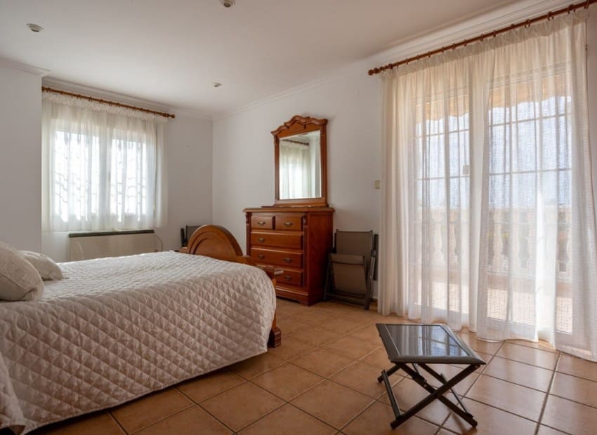 5 soveværelse Villa til salg i Elche / Elx med swimmingpool garage - € 510.000 (Ref: 9850335)