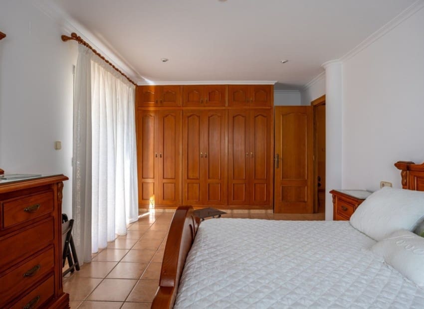 5 soveværelse Villa til salg i Elche / Elx med swimmingpool garage - € 510.000 (Ref: 9850335)