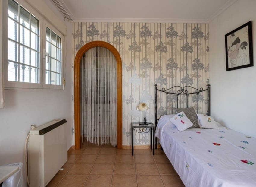 5 soveværelse Villa til salg i Elche / Elx med swimmingpool garage - € 510.000 (Ref: 9850335)