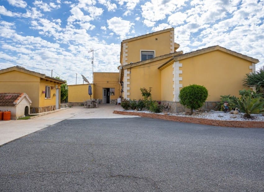 5 soveværelse Villa til salg i Elche / Elx med swimmingpool garage - € 510.000 (Ref: 9850335)