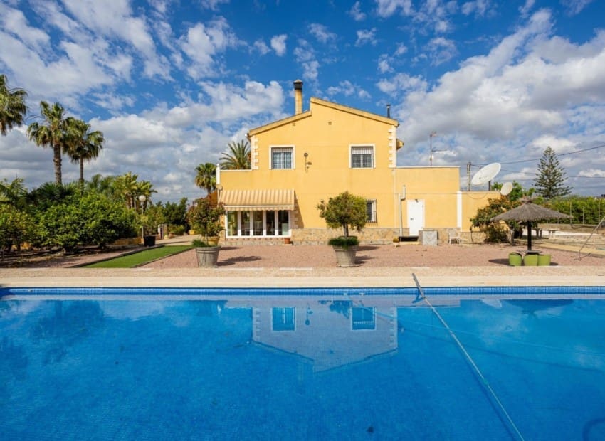 5 soveværelse Villa til salg i Elche / Elx med swimmingpool garage - € 510.000 (Ref: 9850335)