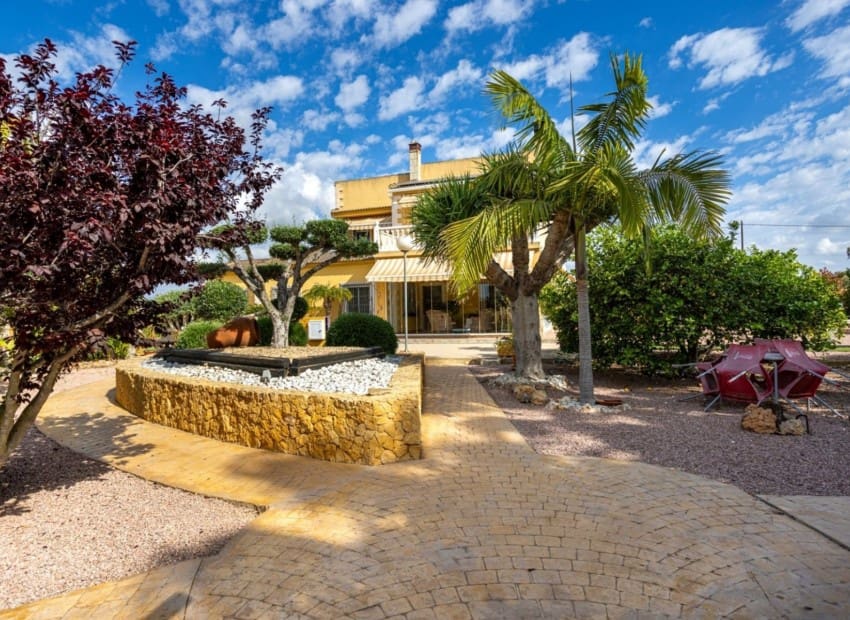 5 soveværelse Villa til salg i Elche / Elx med swimmingpool garage - € 510.000 (Ref: 9850335)