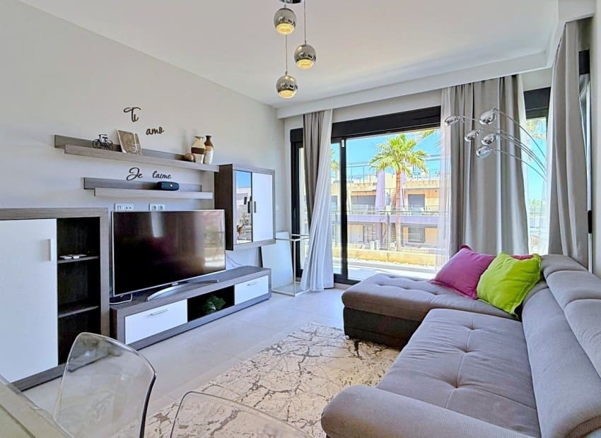 3 soverom Leilighet til salgs i Torre de la Horadada med svømmebasseng - € 365 000 (Ref: 9860934)