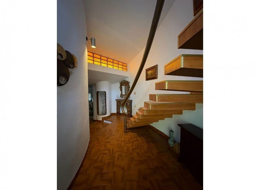 5 soverom Villa til salgs i Altea med svømmebasseng - € 900 000 (Ref: 9865494)