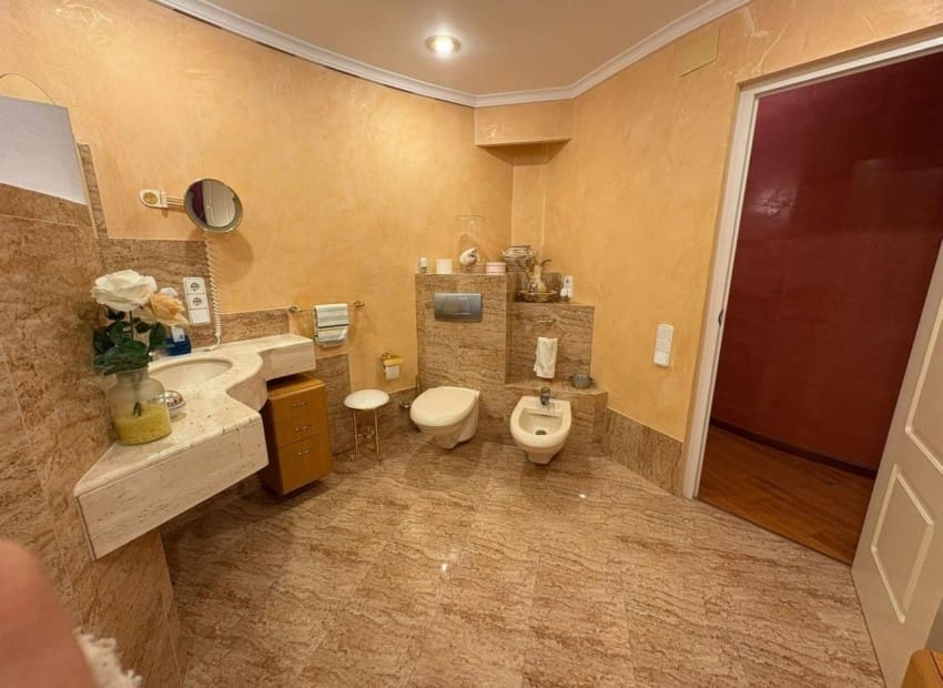 5 soverom Villa til salgs i Altea med svømmebasseng - € 900 000 (Ref: 9865494)
