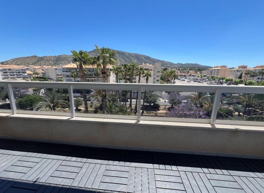 2 bedroom Apartment for sale in Albir with pool - € 449,000 (Ref: 9865918)