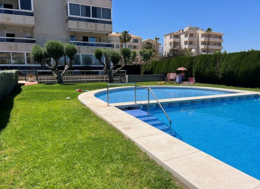 2 bedroom Apartment for sale in Albir with pool - € 449,000 (Ref: 9865918)