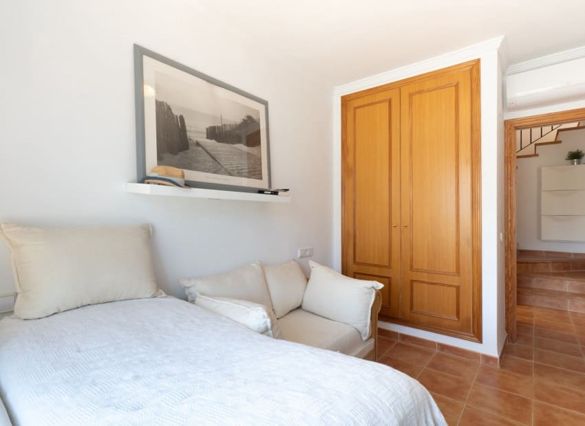 2 makuuhuone Huvila myytävänä paikassa Altea - 340 000 € (Ref: 9880289)
