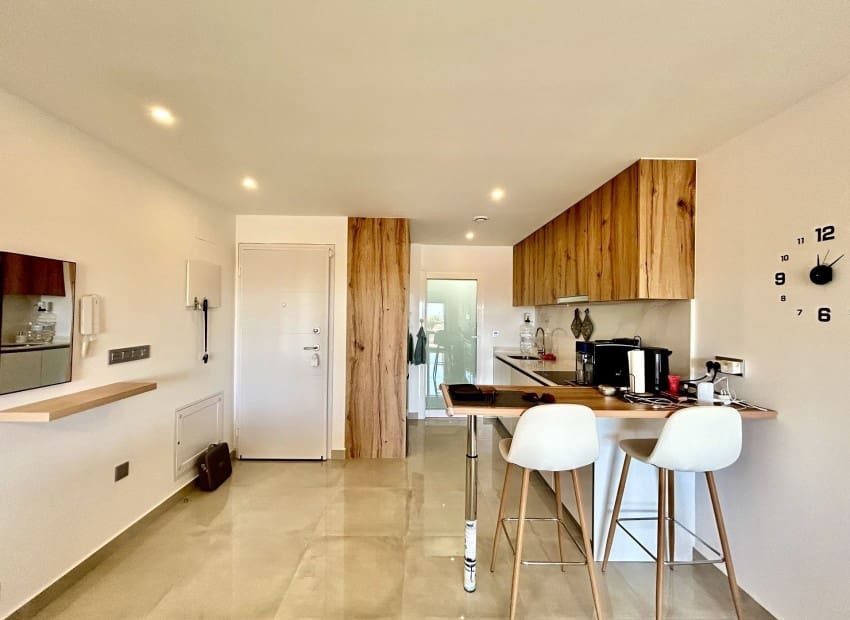 2 slaapkamer Appartement te koop in Pilar de la Horadada met zwembad garage - € 330.000 (Ref: 9895348)