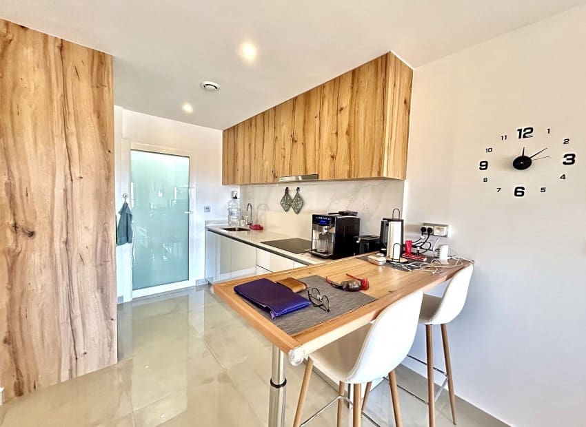 2 slaapkamer Appartement te koop in Pilar de la Horadada met zwembad garage - € 330.000 (Ref: 9895348)