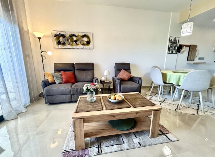 2 slaapkamer Appartement te koop in Pilar de la Horadada met zwembad garage - € 330.000 (Ref: 9895348)
