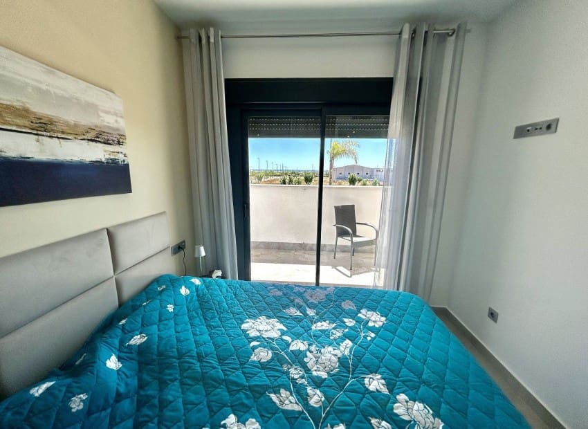 2 slaapkamer Appartement te koop in Pilar de la Horadada met zwembad garage - € 330.000 (Ref: 9895348)