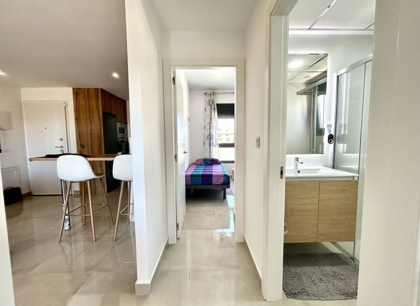 2 slaapkamer Appartement te koop in Pilar de la Horadada met zwembad garage - € 330.000 (Ref: 9895348)