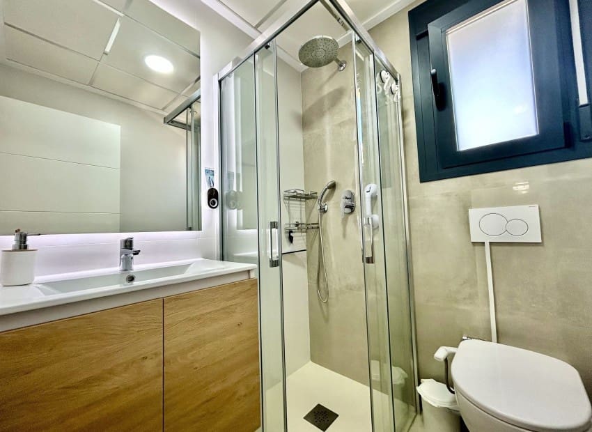 2 slaapkamer Appartement te koop in Pilar de la Horadada met zwembad garage - € 330.000 (Ref: 9895348)