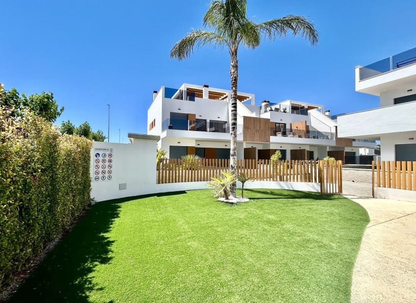 2 slaapkamer Appartement te koop in Pilar de la Horadada met zwembad garage - € 330.000 (Ref: 9895348)