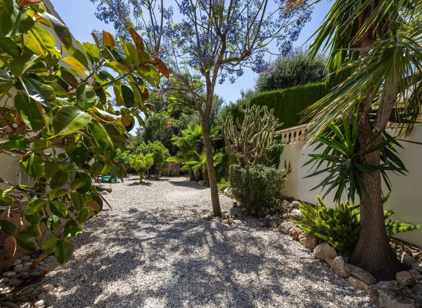 4 slaapkamer Villa te koop in Javea / Xabia met zwembad - € 950.000 (Ref: 9895352)