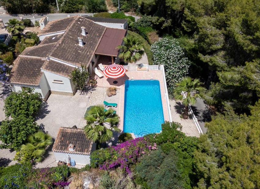 4 slaapkamer Villa te koop in Javea / Xabia met zwembad - € 950.000 (Ref: 9895352)