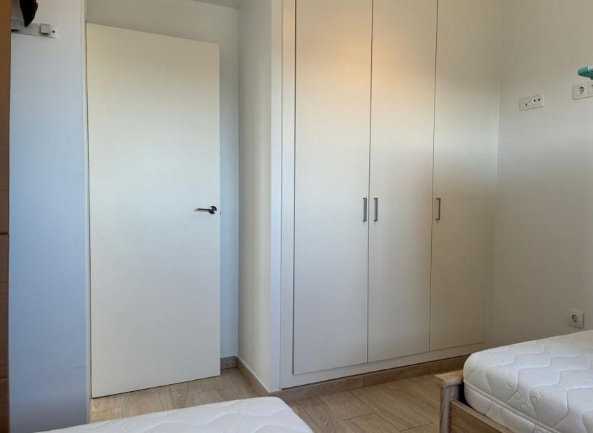 3 makuuhuone Huoneisto myytävänä paikassa Villamartin mukana uima-altaan 
autotalli - 324 900 € (Ref: 9897219)