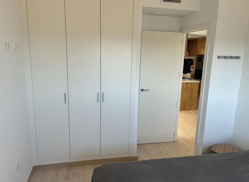 3 makuuhuone Huoneisto myytävänä paikassa Villamartin mukana uima-altaan 
autotalli - 324 900 € (Ref: 9897219)