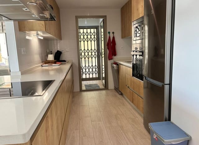3 makuuhuone Huoneisto myytävänä paikassa Villamartin, Orihuela mukana uima-altaan 
autotalli - 324 900 € (Ref: 9897219)