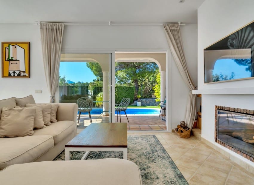 4 sypialnia Willa na sprzedaż w Altea la Vella z basenem garażem - 990 000 € (Ref: 9897220)
