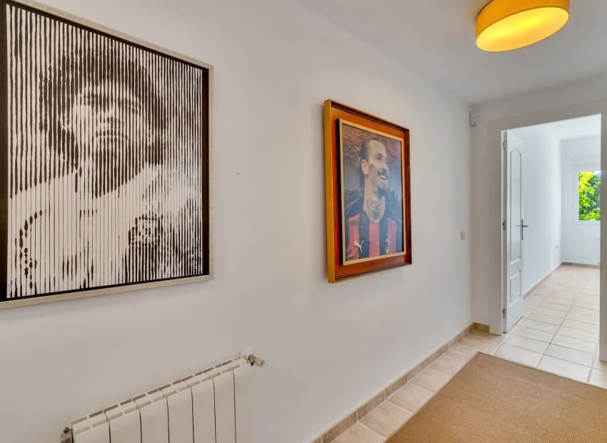 4 sypialnia Willa na sprzedaż w Altea la Vella z basenem garażem - 990 000 € (Ref: 9897220)