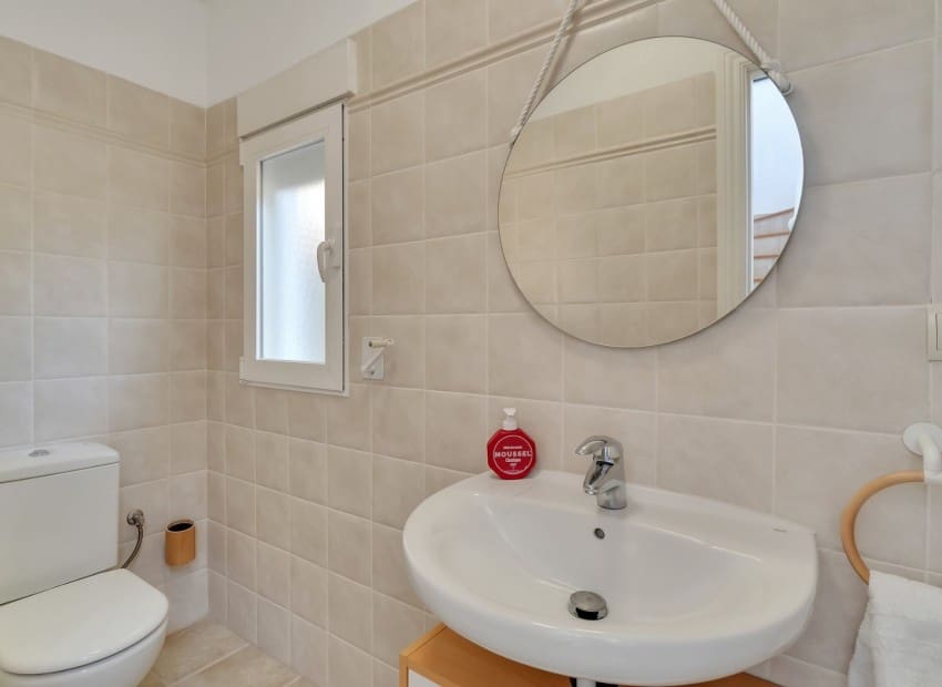 4 sypialnia Willa na sprzedaż w Altea la Vella z basenem garażem - 990 000 € (Ref: 9897220)
