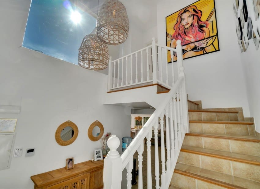 4 sypialnia Willa na sprzedaż w Altea la Vella z basenem garażem - 990 000 € (Ref: 9897220)