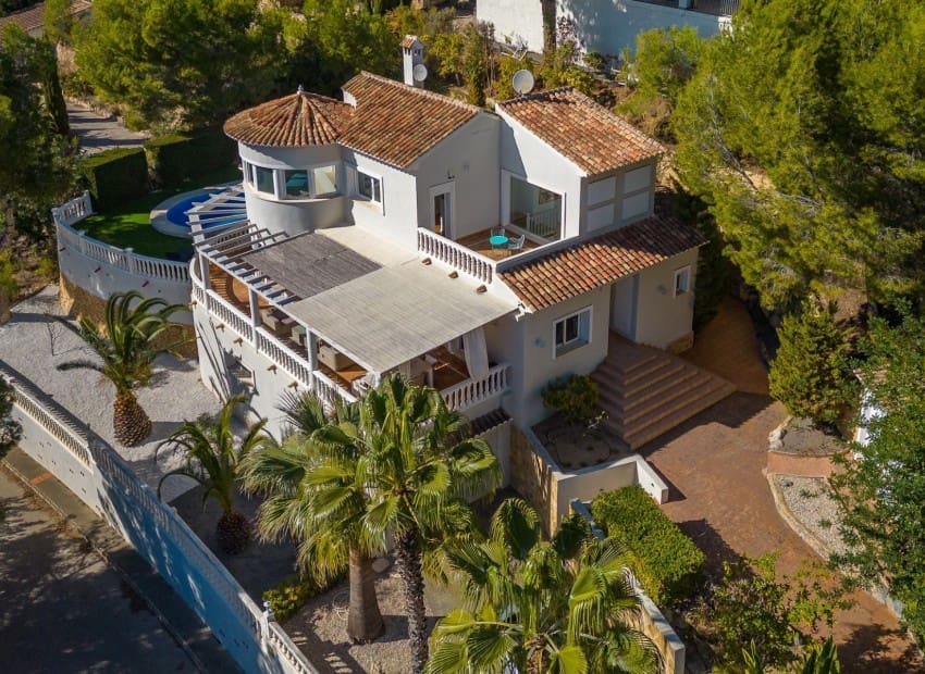 4 sypialnia Willa na sprzedaż w Altea la Vella z basenem garażem - 990 000 € (Ref: 9897220)