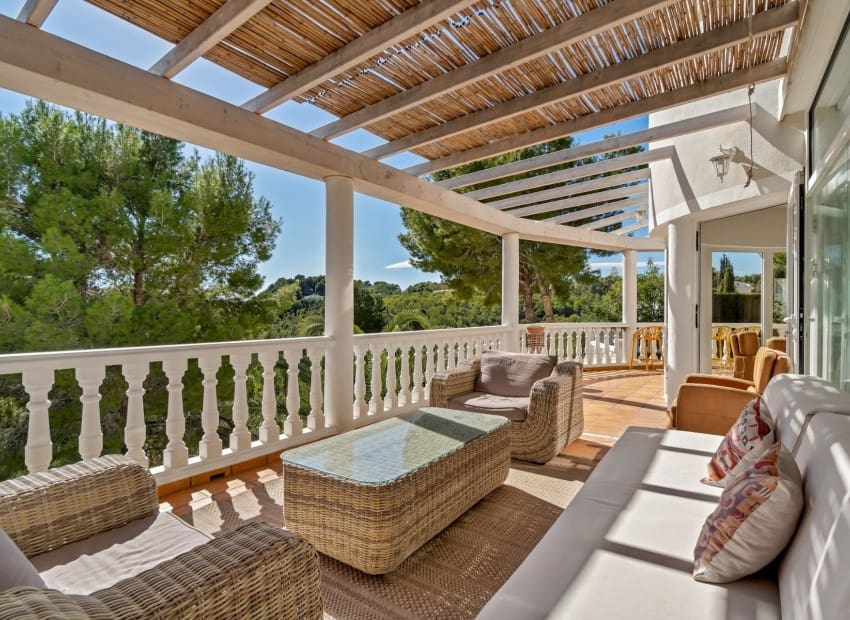 4 sypialnia Willa na sprzedaż w Altea la Vella z basenem garażem - 990 000 € (Ref: 9897220)