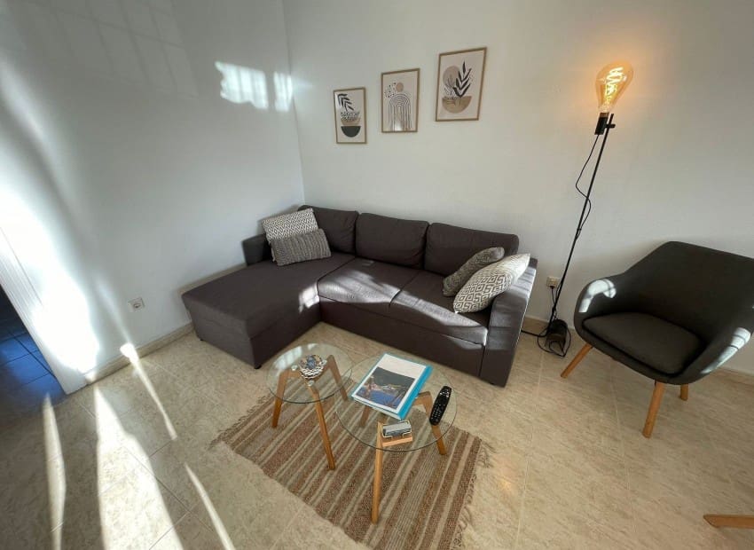 3 soveværelse Byhus til salg i Ciudad Quesada med swimmingpool - € 239.900 (Ref: 9897379)