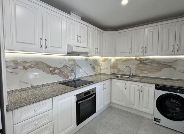 2 soverom Leilighet til salgs i Campoamor, Orihuela med svømmebasseng - € 220 000 (Ref: 9897381)