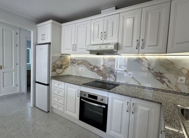 2 soverom Leilighet til salgs i Campoamor, Orihuela med svømmebasseng - € 220 000 (Ref: 9897381)